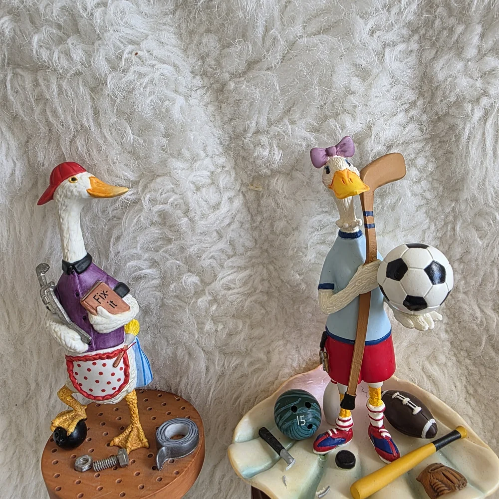 Pearl charming goose